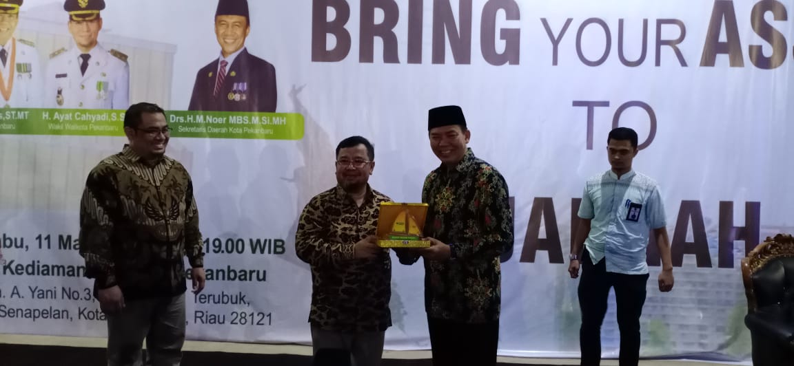  Wali Kota Pekanbaru Dinobatkan jadi Duta Wakaf